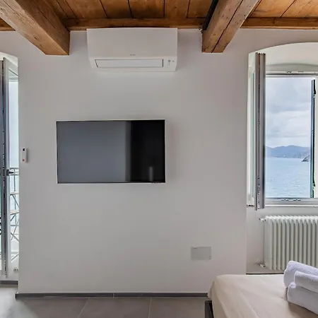 Eldorado,romantic Seafront Getaway דירה *
