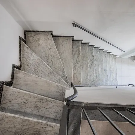 Eldorado,romantic Seafront Getaway مانارولا